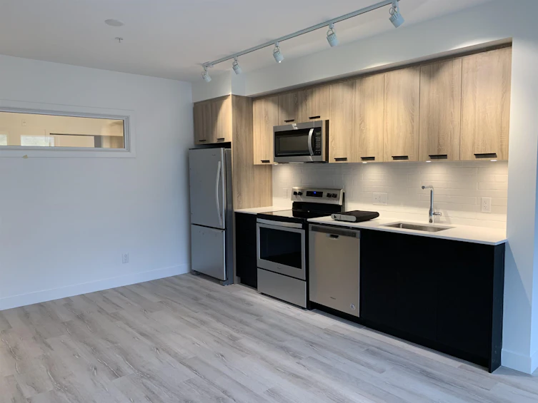 405-38013 Third Avenue, Squamish, BC, V8B 0Z8 - 4