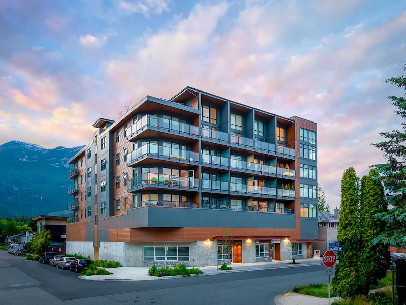 405 - 38013 Third Avenue, Squamish BC