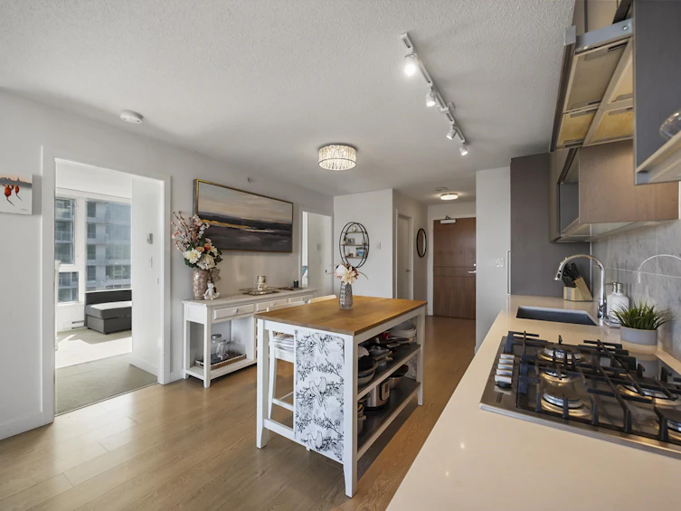 3312-13750 100 Avenue, Surrey, BC, V3T 0L3 - 10