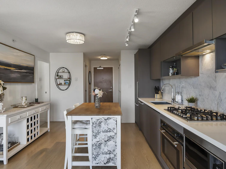 3312-13750 100 Avenue, Surrey, BC, V3T 0L3 - 11