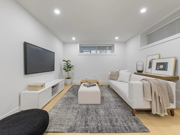 2207 E 7th Avenue, Vancouver, BC, V5N 1S8 - 23