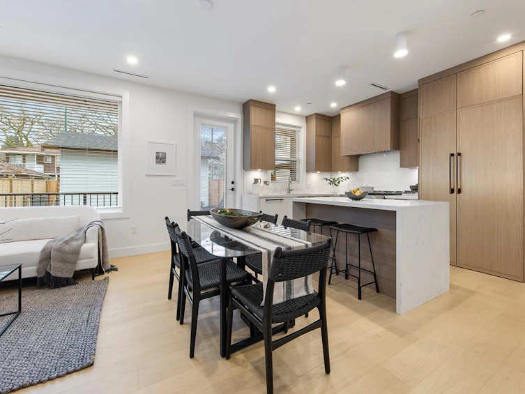 2207 E 7th Avenue, Vancouver, BC, V5N 1S8 - 6