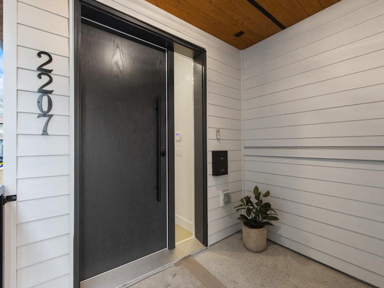 2207 E 7th Avenue, Vancouver, BC, V5N 1S8 - 26