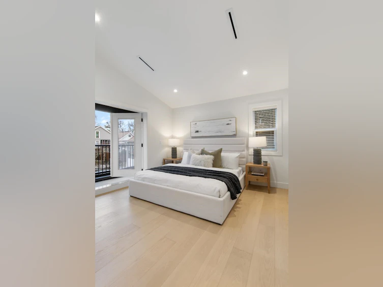 2207 E 7th Avenue, Vancouver, BC, V5N 1S8 - 15