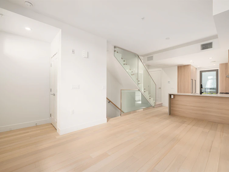 6358 Oak Street, Vancouver, BC, V6M 2W4 - 9