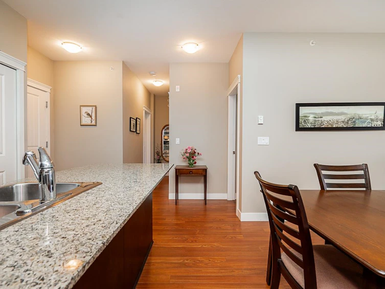 403-17712 57a Avenue, Surrey, BC, V3S 1J1 - 12