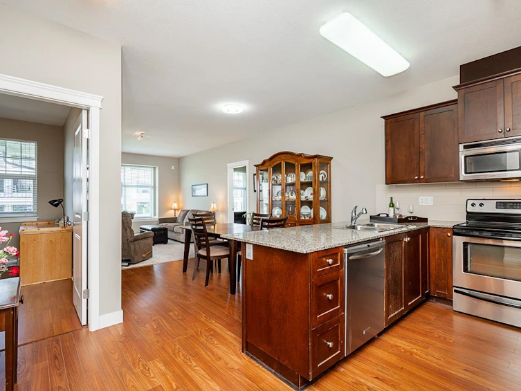 403-17712 57a Avenue, Surrey, BC, V3S 1J1 - 7