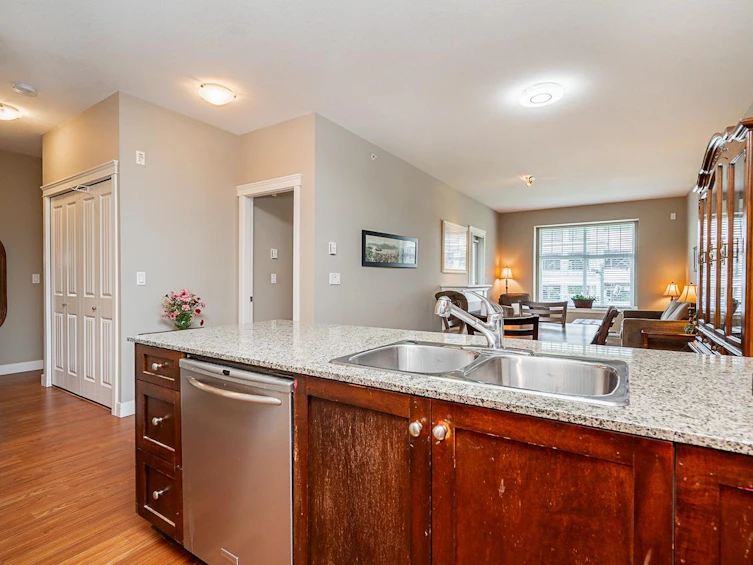 403-17712 57a Avenue, Surrey, BC, V3S 1J1 - 9