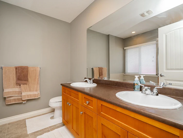 18153 70 Avenue, Surrey, BC, V3S 6Z1 - 23