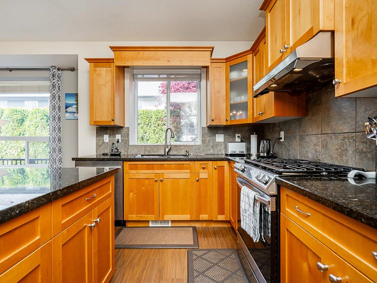 18153 70 Avenue, Surrey, BC, V3S 6Z1 - 12