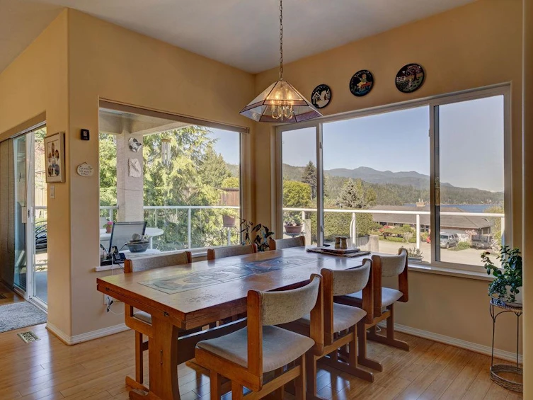 6501 North Gale Avenue, Sechelt, BC, V7Z 0L1 - 12