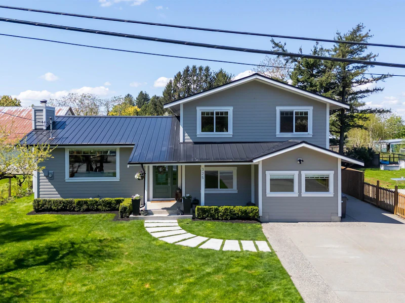 325 Arnold Road, Abbotsford BC V3G 1S4