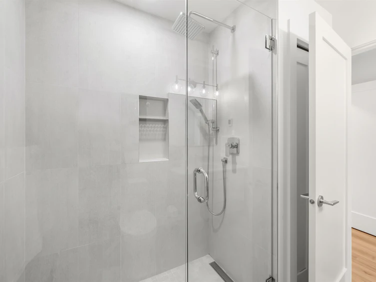 7-650 Roche Point Drive, North Vancouver, BC, V7H 2Z5 - 16