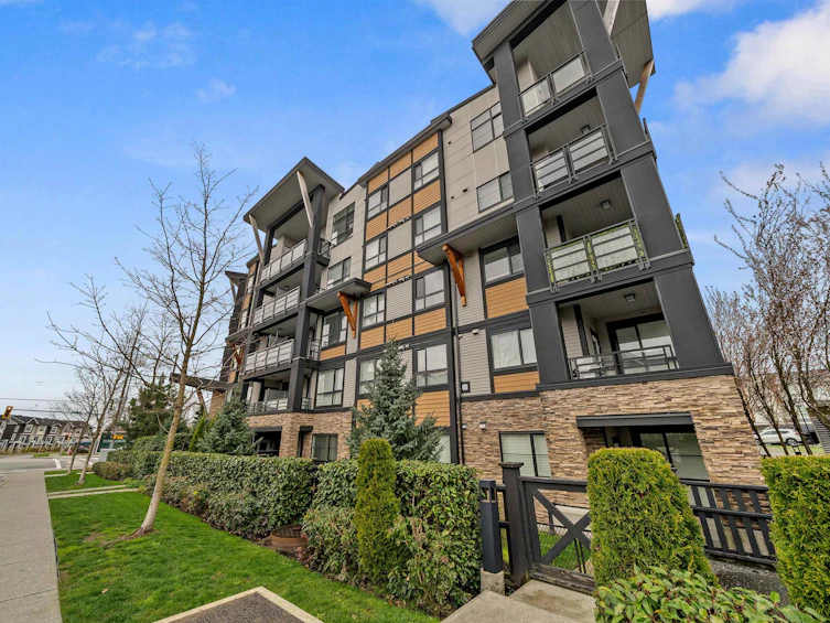 113-20829 77a Avenue, Langley, BC, V2Y 0Y5 - 20