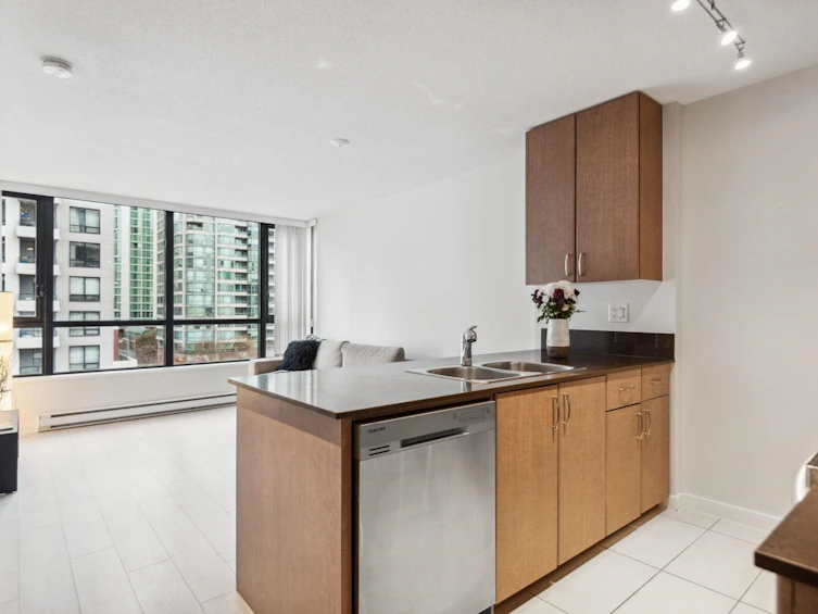 904-977 Mainland Street, Vancouver, BC, V6B 1T2 - 9