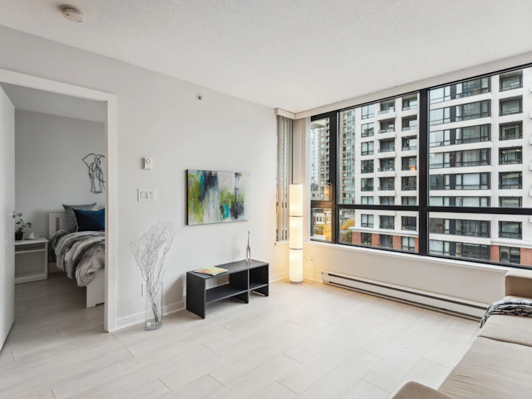 904-977 Mainland Street, Vancouver, BC, V6B 1T2 - 4