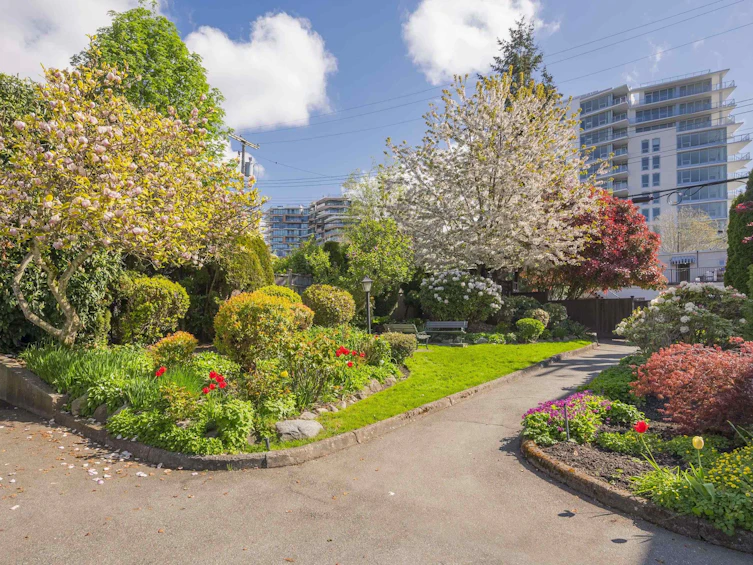 207-1354 Winter Street, Surrey, BC, V4B 3Y1 - 5
