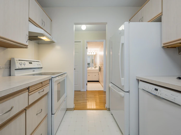 207-1354 Winter Street, Surrey, BC, V4B 3Y1 - 21
