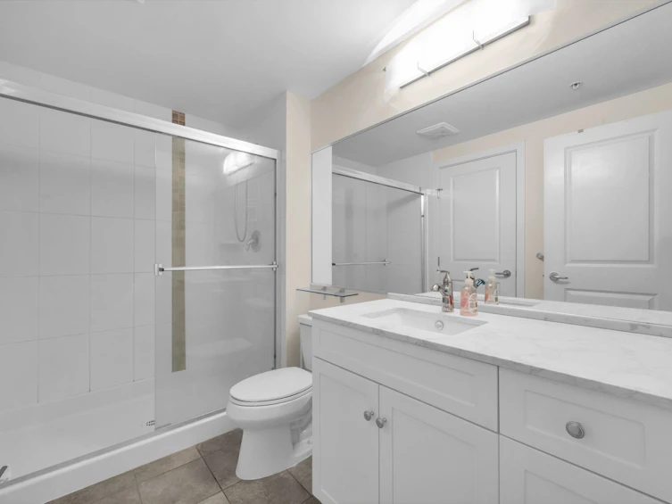 301-2225 Holdom Avenue, Burnaby, BC, V5B 2Z8 - 12