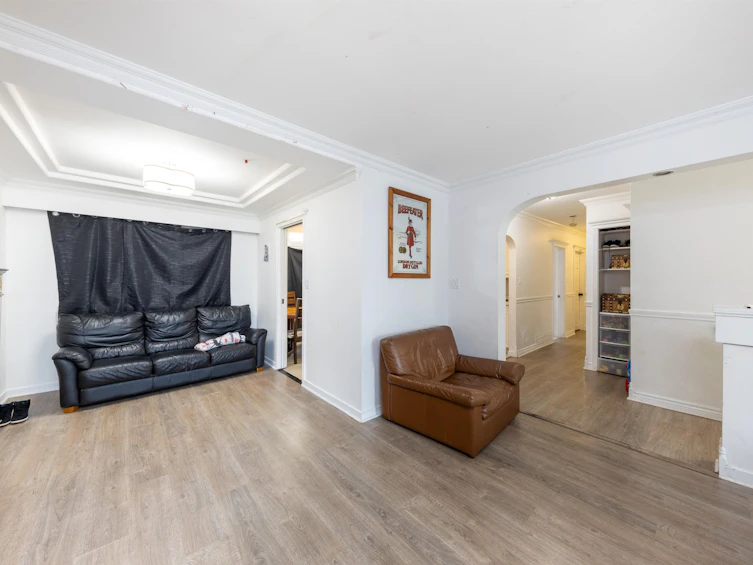 15032 Swallow Drive, Surrey, BC, V3R 4X2 - 13