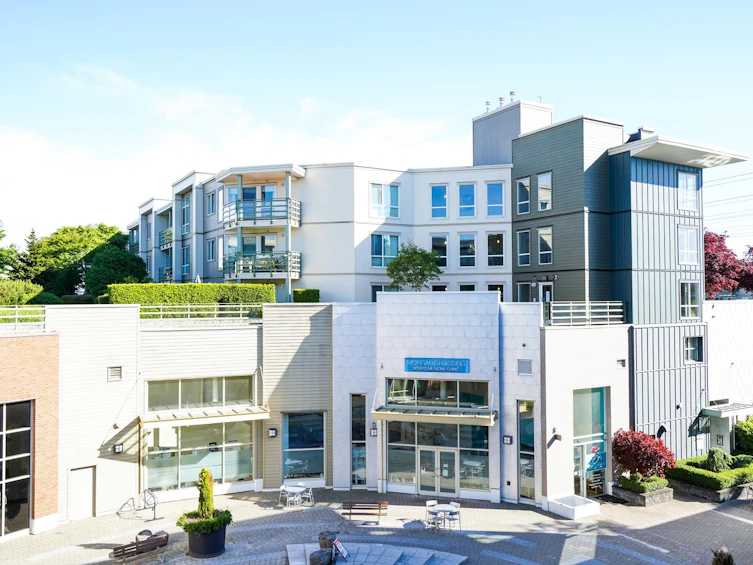 213-15850 26 Avenue, Surrey, BC, V3Z 2N6 - 15