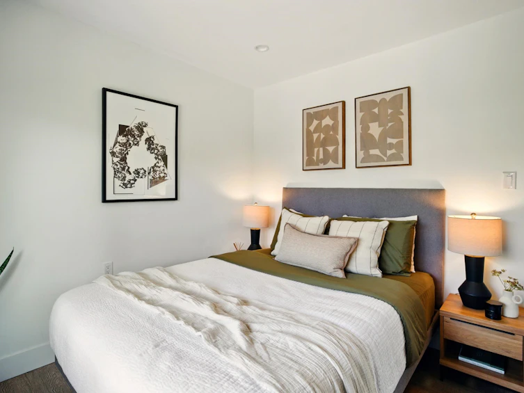 740 E Keith Road, North Vancouver, BC, V7L 1W7 - 23
