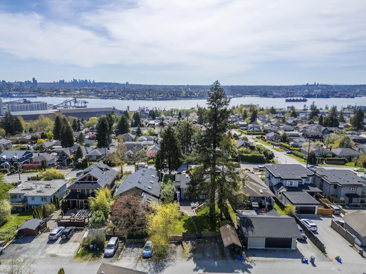 740 E Keith Road, North Vancouver, BC, V7L 1W7 - 34