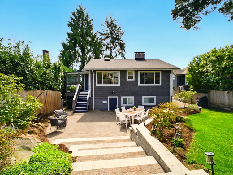 740 E Keith Road, North Vancouver, BC, V7L 1W7 - 35