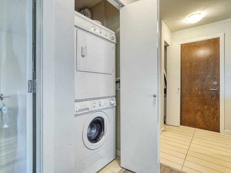 203-7337 Macpherson Avenue, Burnaby, BC, V5J 0A9 - 6