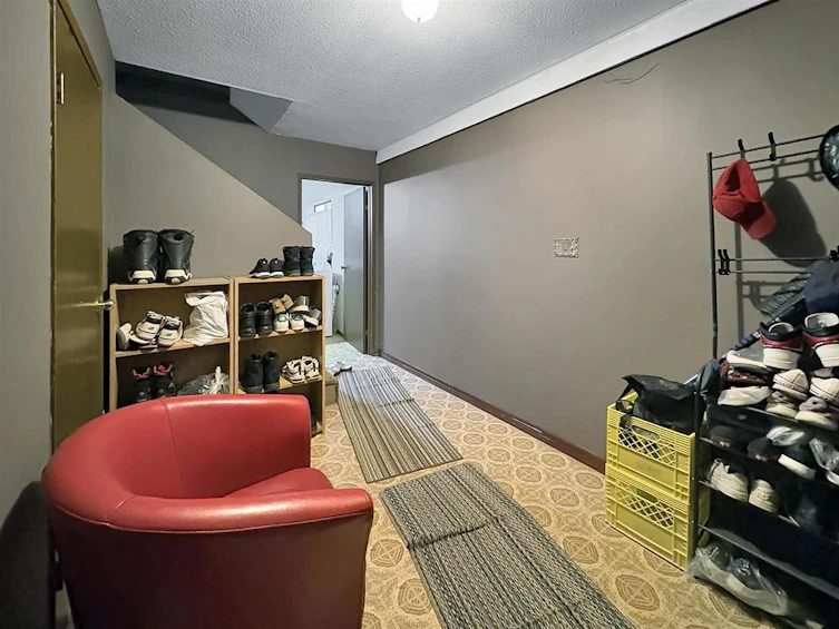 12743 114 Avenue, Surrey, BC, V3V 3P2 - 8