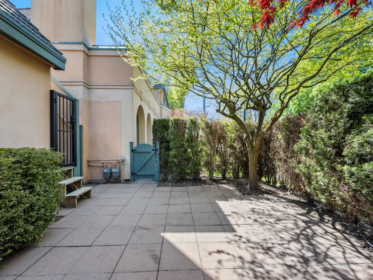 1078 Maple Street, Vancouver, BC, V6J 3R5 - 10