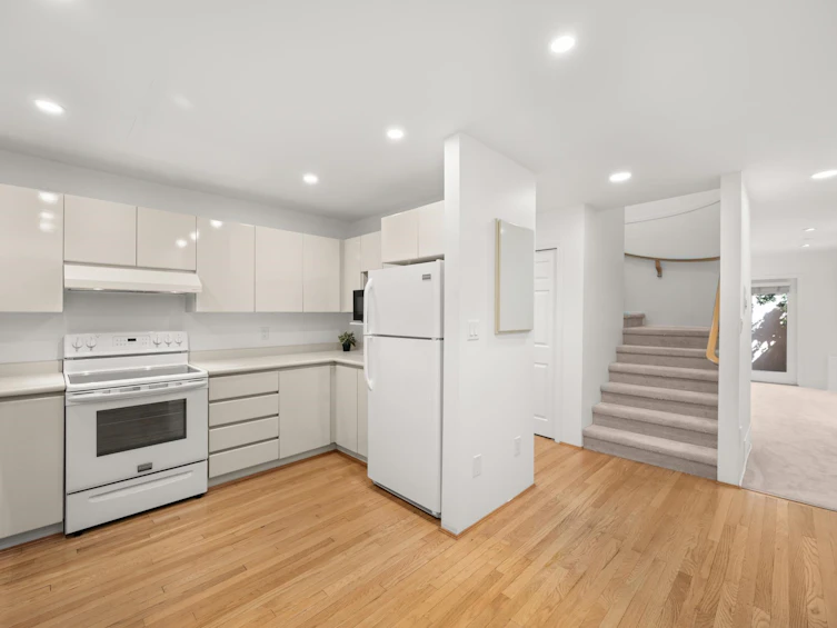 1078 Maple Street, Vancouver, BC, V6J 3R5 - 9