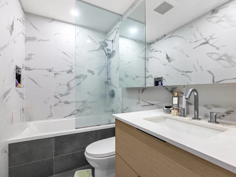 1607-4711 Hazel Street, Burnaby, BC, V5H 0J9 - 4