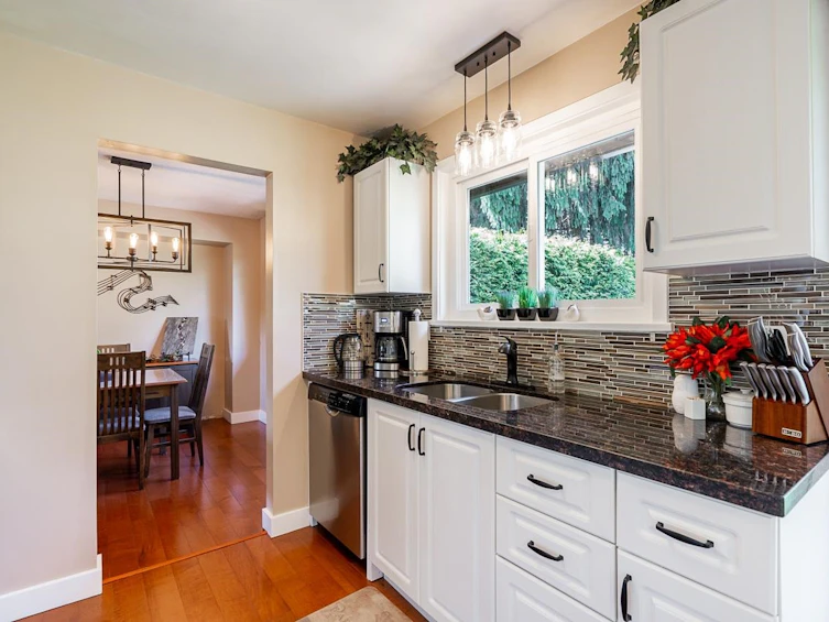 17241 57a Avenue, Surrey, BC, V3S 5A8 - 8