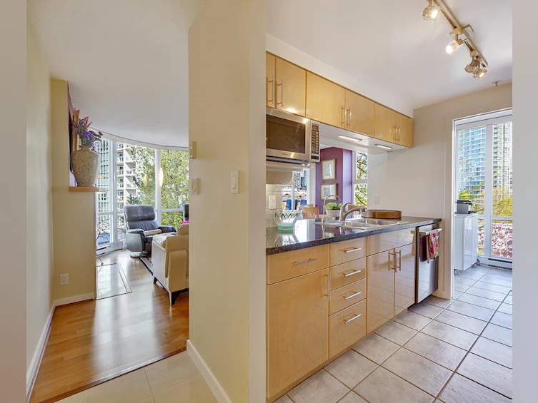 706-1077 Marinaside Crescent, Vancouver, BC, V6Z 2Z5 - 13