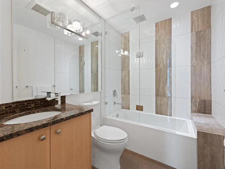 5620 Eagle Court, North Vancouver, BC, V7R 4T9 - 27