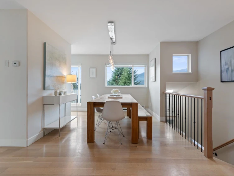 5620 Eagle Court, North Vancouver, BC, V7R 4T9 - 12
