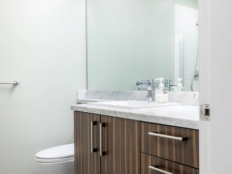 111-139 W 22nd Street, North Vancouver, BC, V7M 0B5 - 17