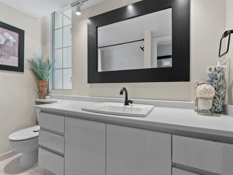 901-1311 Beach Avenue, Vancouver, BC, V6E 1V6 - 21