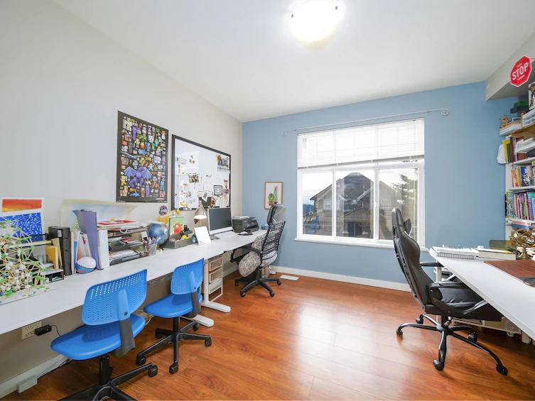 18 Birchwood Crescent, Port Moody, BC, V3H 5H7 - 4