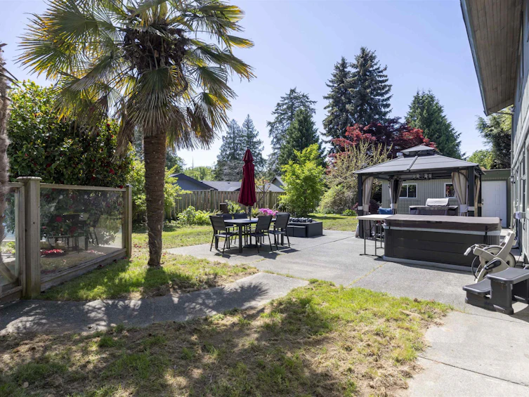56 Deerfield Drive, Delta, BC, V4M 2W9 - 3