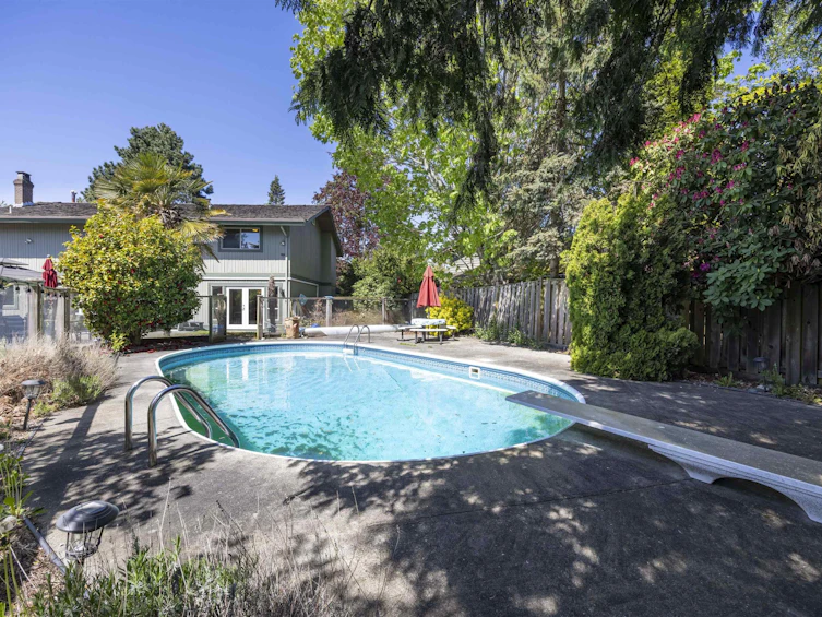 56 Deerfield Drive, Delta, BC, V4M 2W9 - 9