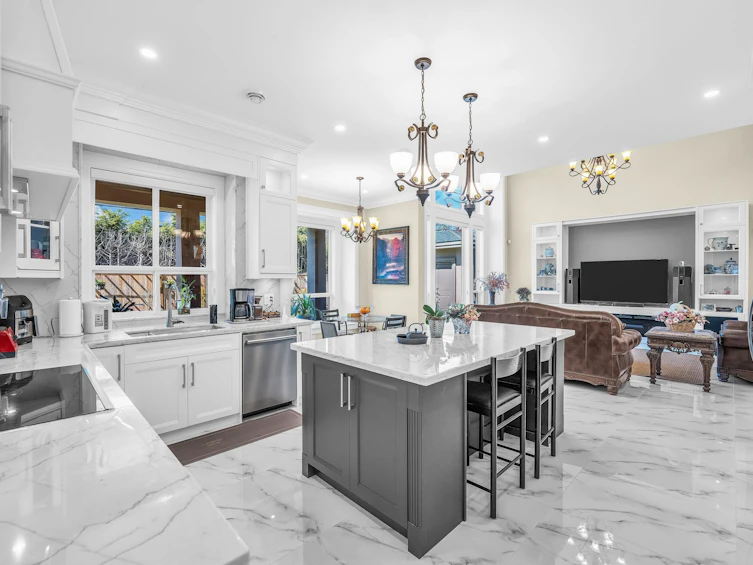 7531 Chelsea Road, Richmond, BC, V7C 3S7 - 7