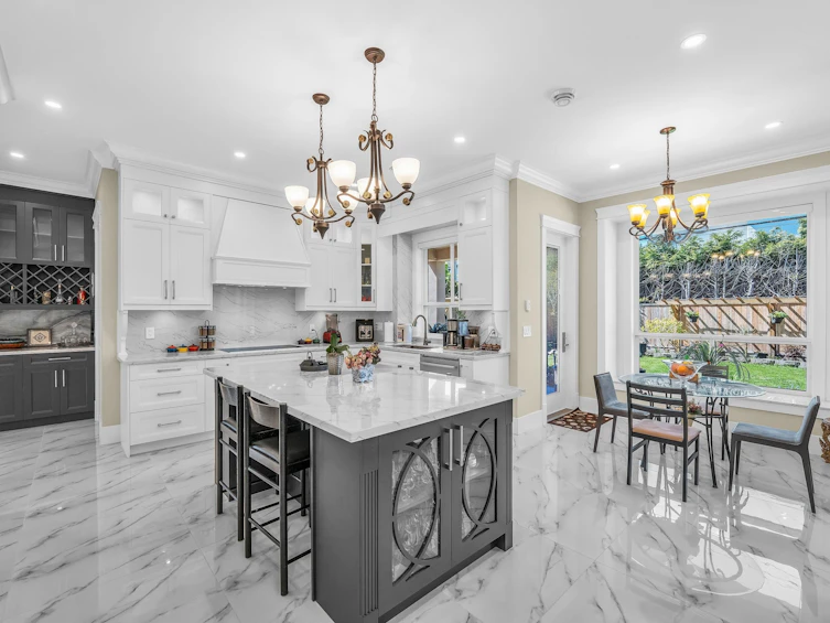 7531 Chelsea Road, Richmond, BC, V7C 3S7 - 8
