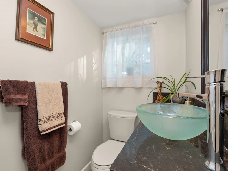 8755 Delwood Drive, Delta, BC, V4C 4A1 - 12