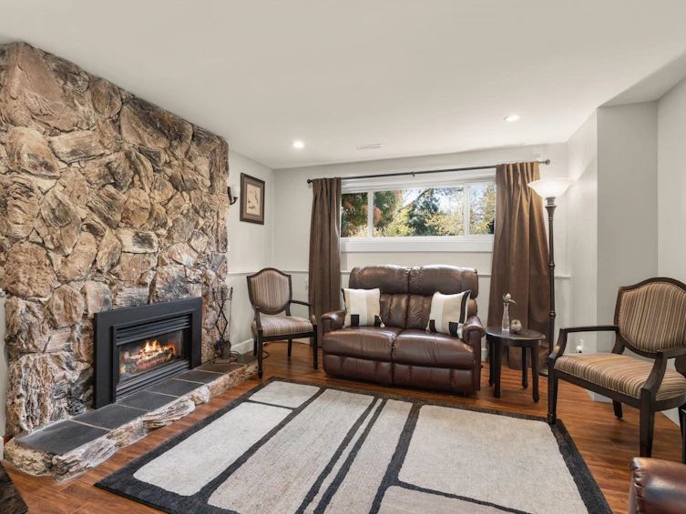 8755 Delwood Drive, Delta, BC, V4C 4A1 - 9