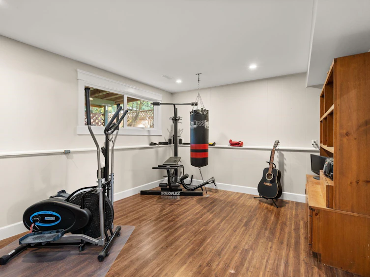 8755 Delwood Drive, Delta, BC, V4C 4A1 - 10