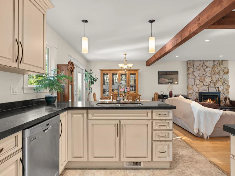 8755 Delwood Drive, Delta, BC, V4C 4A1 - 24