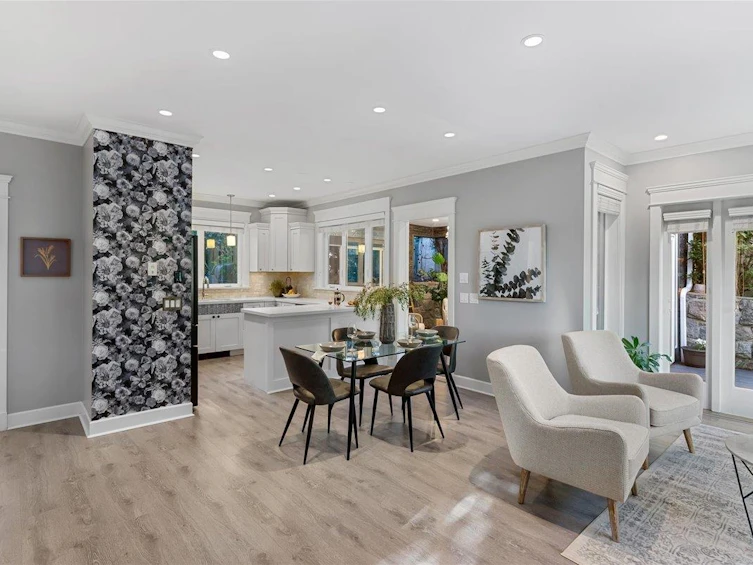 344 E 8th Street, North Vancouver, BC, V7L 1Z3 - 2