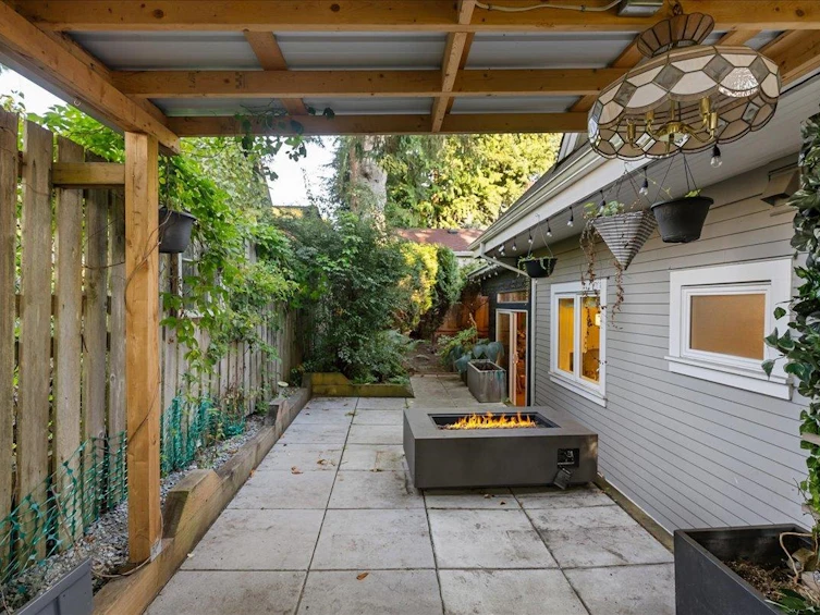 344 E 8th Street, North Vancouver, BC, V7L 1Z3 - 28